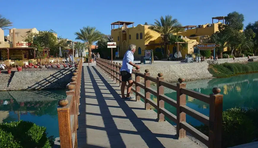 El Gouna Ausflug ab Hurghada - Luxusyacht in der Marina