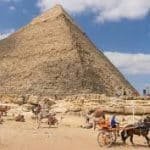 Kairo Ausflug ab Hurghada mit Bus - Pyramiden von Gizeh bei Sonnenaufgang