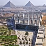 Grand Egyptian Museum Tour ab Hurghada - Eingangsbereich des GEM
