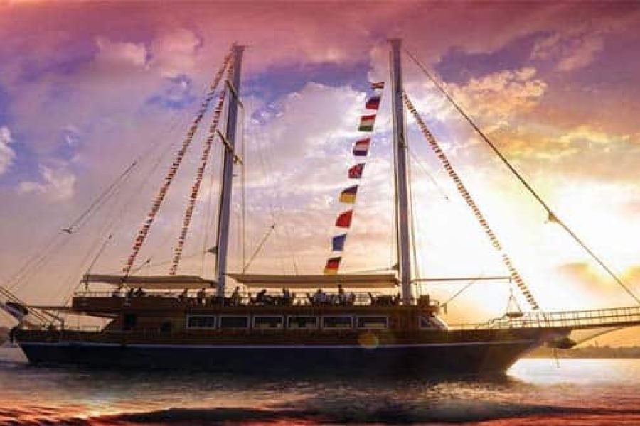 pirtaes-Jacht-schnorchelnausflug-marsa-allam-buchen